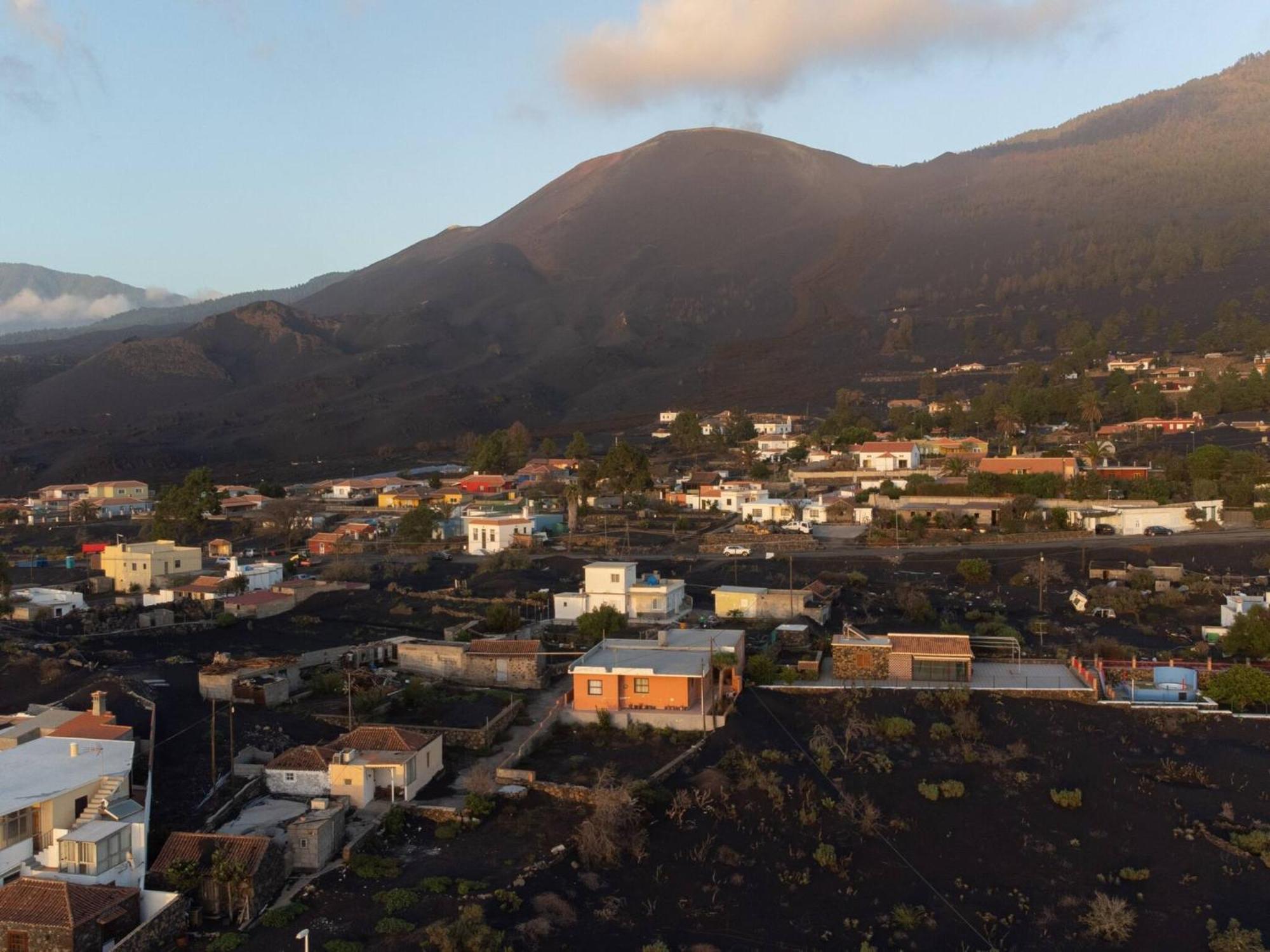 Finca Las Huellas - Moderno Apartamento Con Vistas Al Mar Y Al Volcan Los Llanos De Aridane Extérieur photo